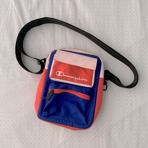 Champion side bag